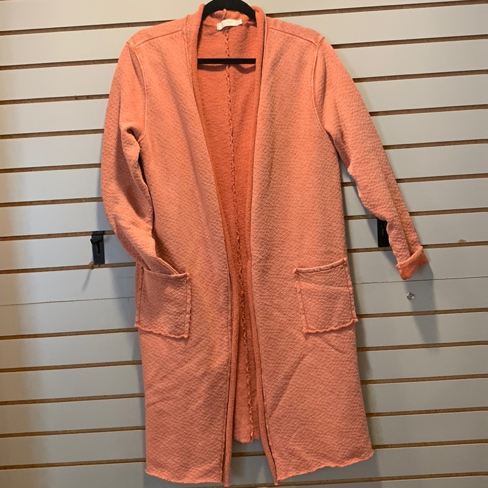 Mododoc long 100% cotton sweater/jacket. Is a bleached salmon color. Size S